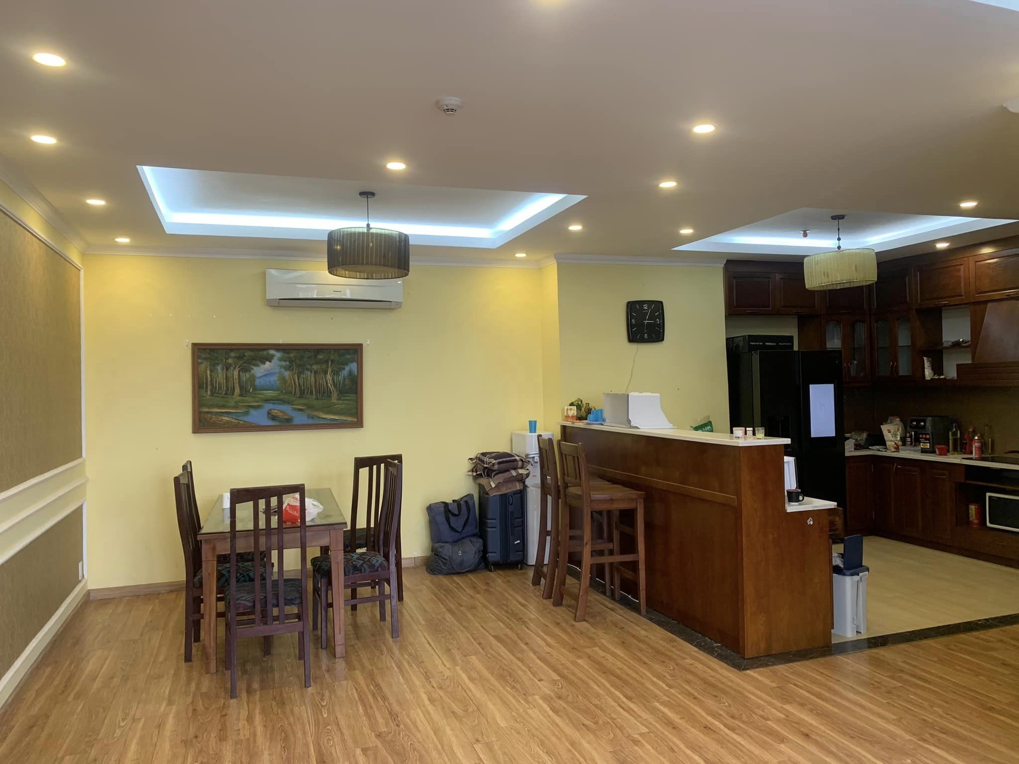 HÀO NAM 135 m x 7 tầng, MT 10,5 m, giá 36 tỷ. Căn góc, ô tô tránh, thang máy.