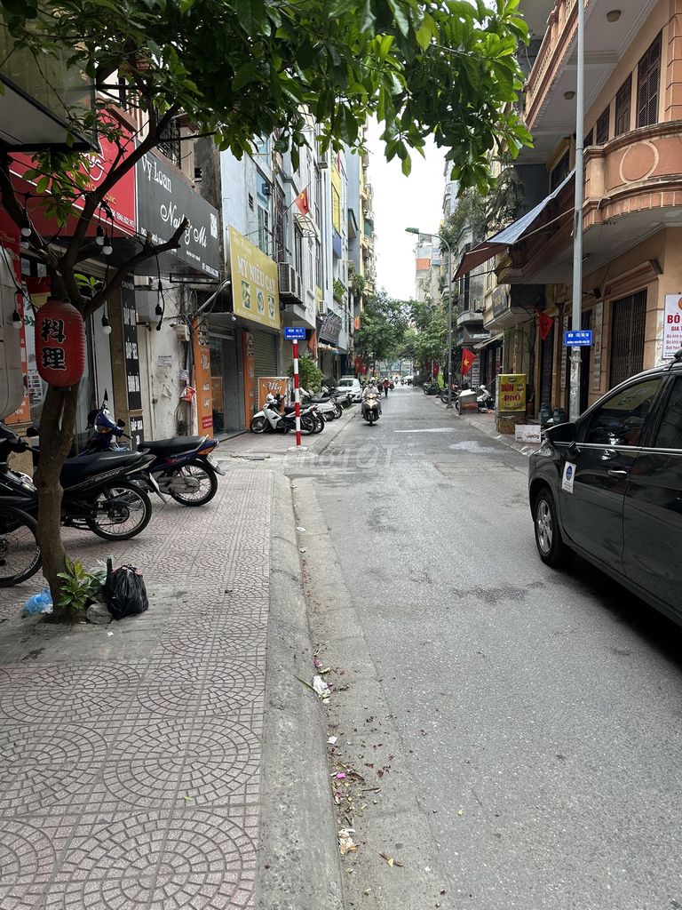 Chính chủ cần bán nhà mặt ngõ 154 Ngọc Lâm Long Biên