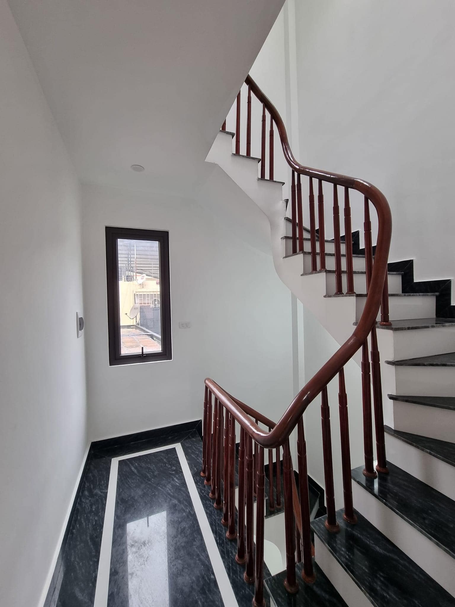 SIÊU PHẨM NHÀ MỚI ĐẸP ĐÌNH THÔN, MỸ ĐÌNH - Ô TÔ CÁCH 3 NHÀ - XÂY NHÀ Ở CỰC ĐẸP, PHÒNG 2 THOÁNG VĨNH VIỄN….