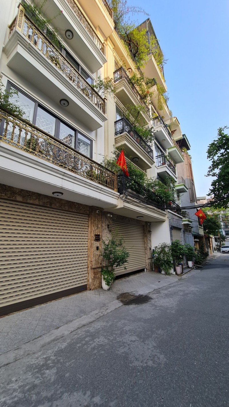 NHÀ ĐẸP PHỐ LÂM HẠ, KHU VIP - ĐƯỜNG NHỰA - Ô TÔ TRÁNH - GARA Ô TÔ - THĂNG MÁY - NỘI THẤT CAO CẤP