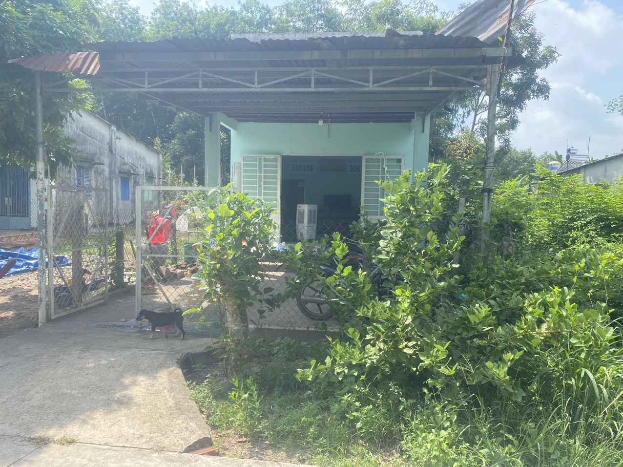 Bán 175 m2 nhà gần chợ Long Hòa, Dầu Tiếng, cách đường nhựa chỉ 30m giá 1,3 tỷ