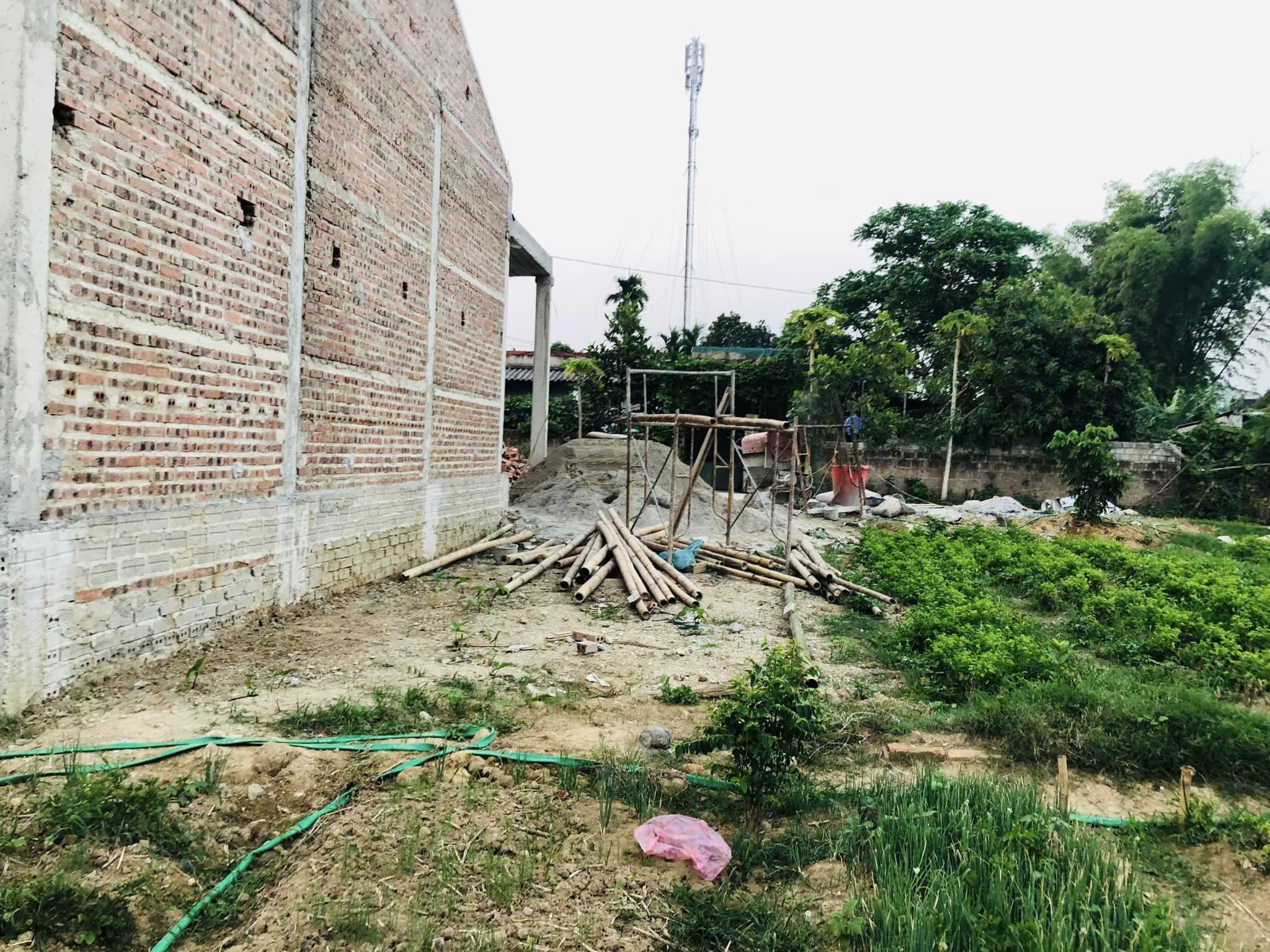 Em bán đất qua cầu c4, phường Nam Thanh, thành phố Điện Biên Phủ