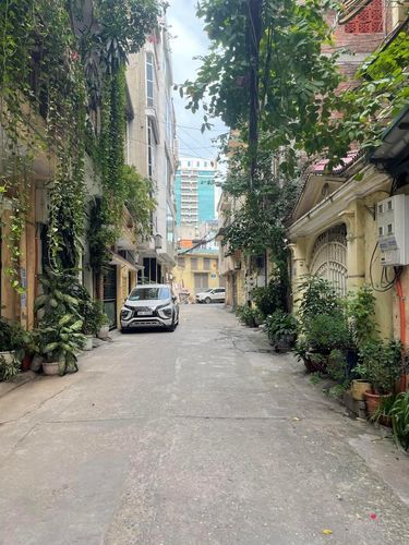 Bán nhà riêng Phạm Văn Đồng - DT 70m2 sử dụng giá giảm còn 10 tỷ .