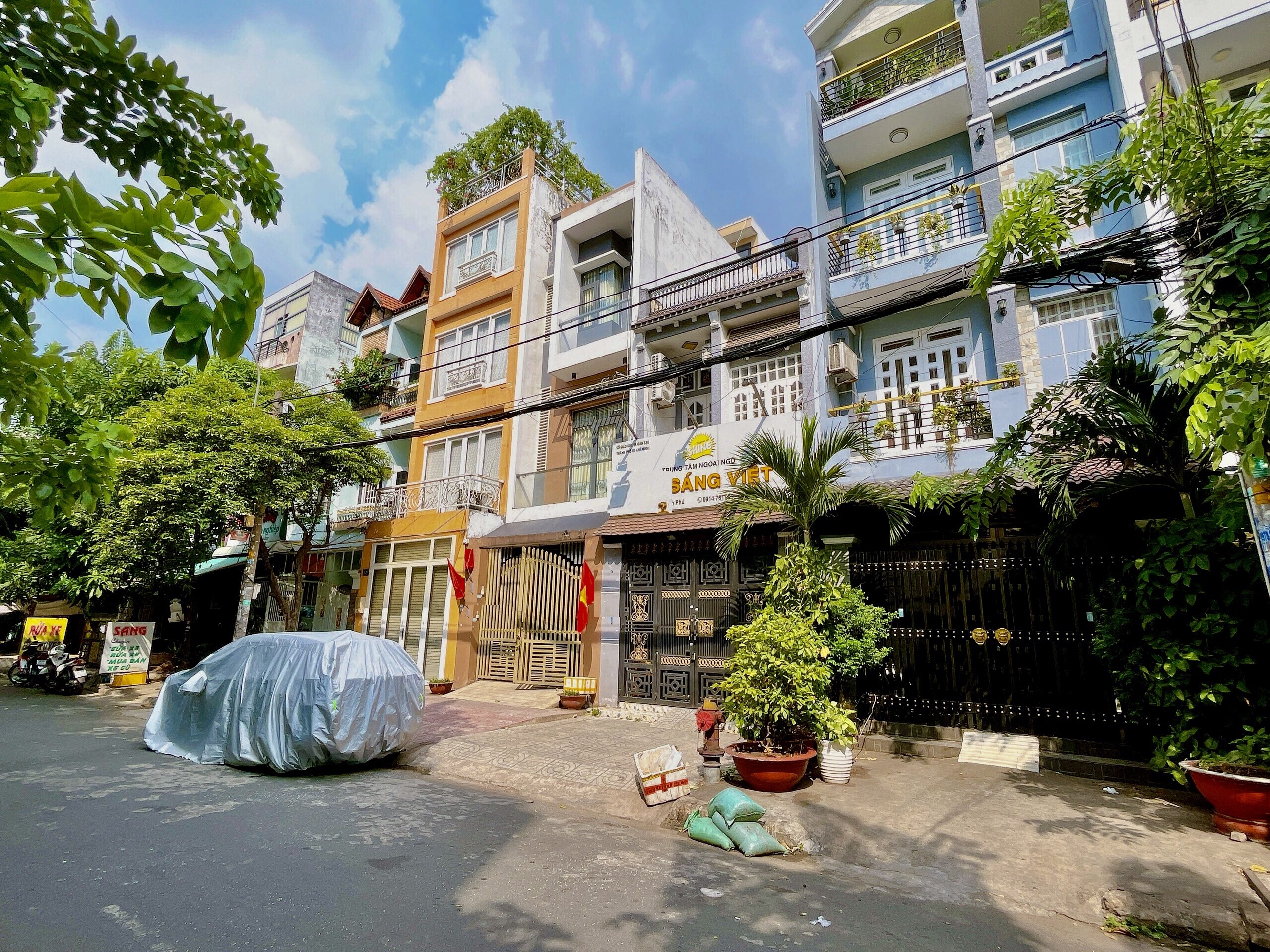 Bán nhà mặt tiền khu DC,P.Sơn Kỳ,DT:4x20m đúc 1 lầu nhà mới giá 8.8 tỷ