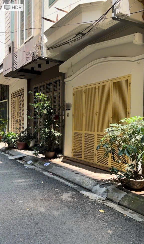Bán nhà phân lô Nguyễn Chí Thanh - Huỳnh Thúc Kháng, Đống Đa 36m2x4T giá 8.6 tỷ