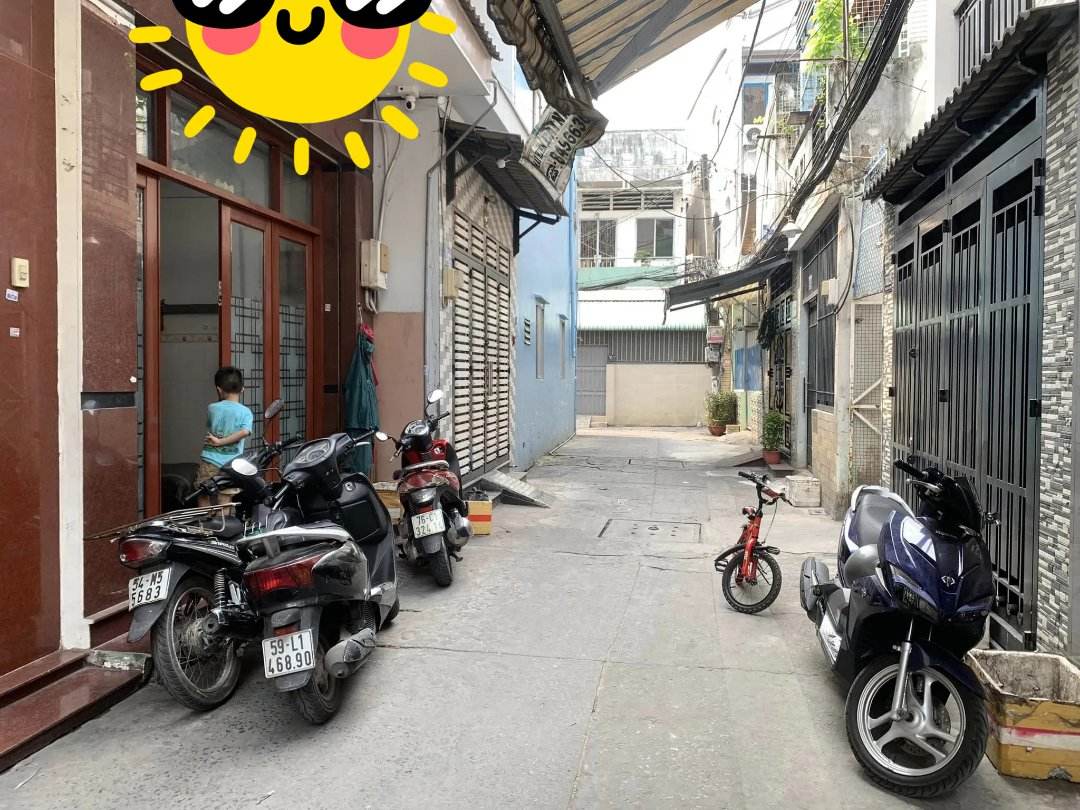 GẤP BÁN HẠ CHÀO CÒN 6.1 TỶ. LẠC LONG QUÂN TÂN BÌNH 44M2 - HẺM 4M SẠCH ĐẸP.