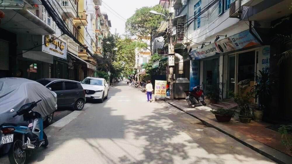 BÁN NHÀ PHÁO ĐÀI LÁNG QUẬN ĐỐNG ĐA - 32M 5 TẦNG MT 6M - HƠN 4 TỶ CỰC PHẨM 10M RA OTO TRÁNH NHÀ ĐẸP DÂN XÂY MẶT TIỀN RỘNG