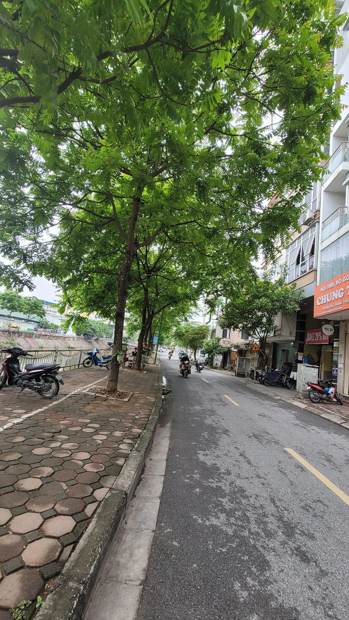 Bân nhà mặt phố Hà Kế Tấn, Thanh Xuân 40m2, 4 tầng, 8 tỷ