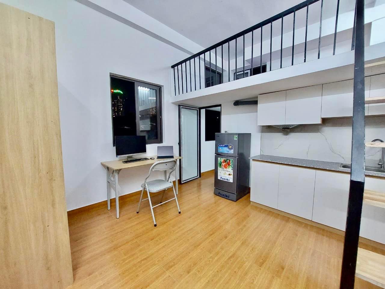 Cần tiền bán gấp siêu máy in tiền nhà ngõ 85 Xuân Thuỷ 82m2, 7T, thang máy, 25P gác xép, khép kín full đồ, dòng tiền cao