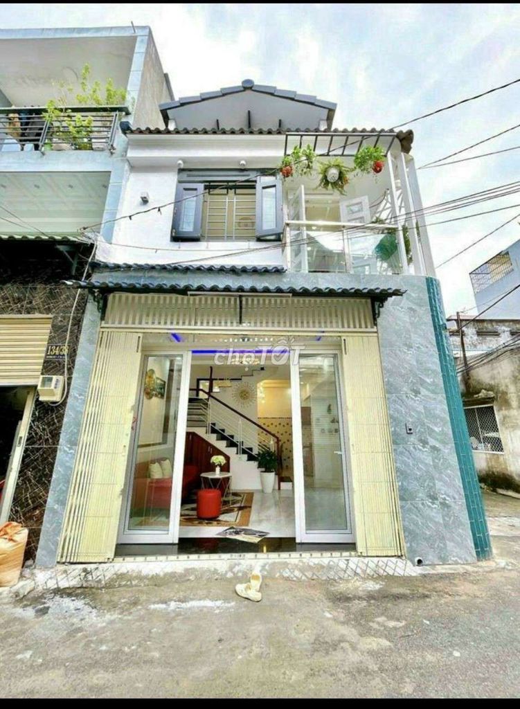 Chỉ 890TRIỆU DỌN VÀO Ở NGAY, Nhà Ở Chợ Hưng Long, dọn vào ở ngay