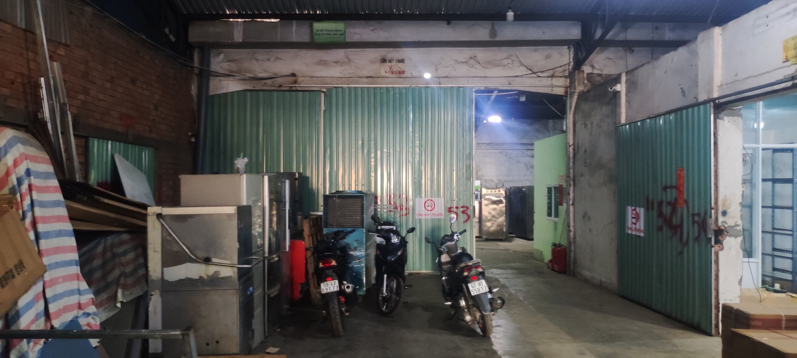 Cho thuê kho chứa hàng mặt tiền đường Tân Sơn, Phường 15, Quận Tân Bình, TP.HCM