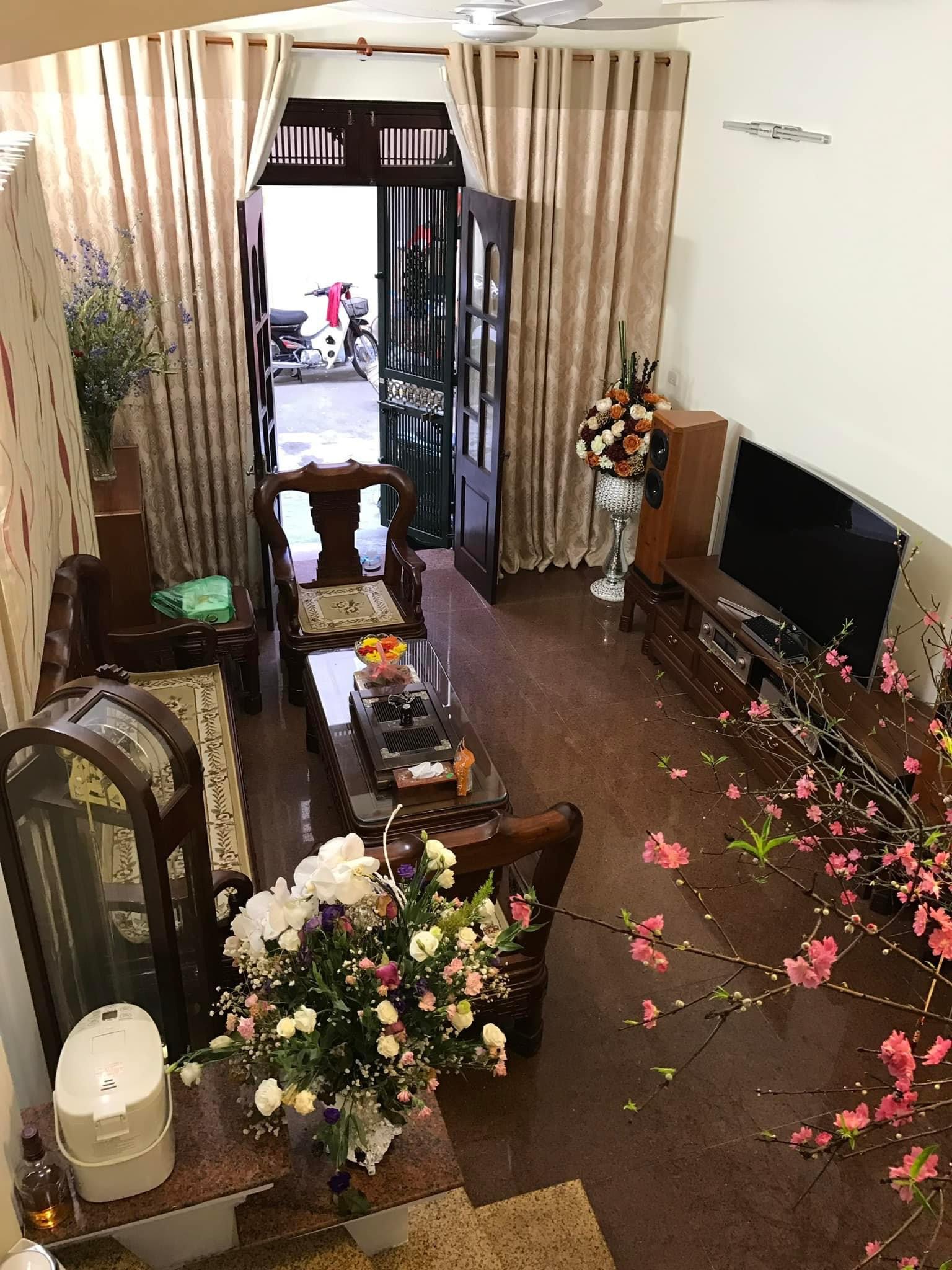 TT Đống Đa - Lô góc 3 thoáng - Ô tô đỗ cửa - 30m ra phố