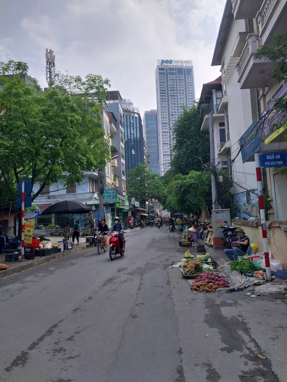 SIÊU HOT PHỐ DỊCH VỌNG - NGÕ THÔNG, Ô TÔ, KD - MT 4M, 43M2, GIÁ 4 TỶ xx.