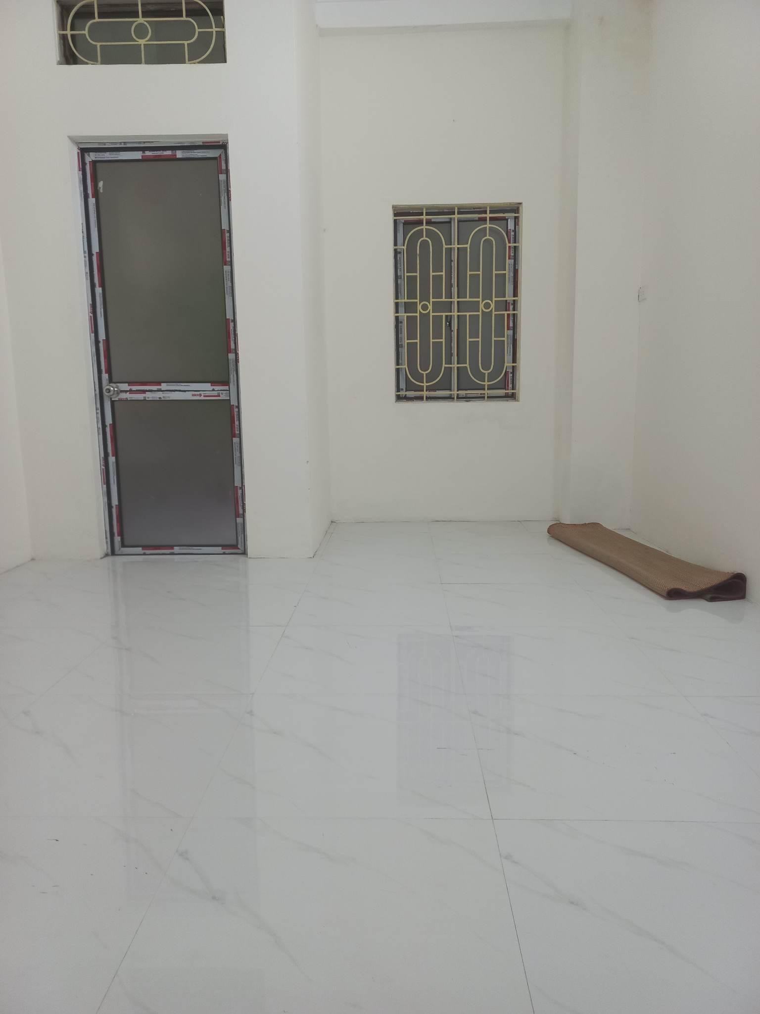 Chỉ 2,3 tỷ có ngay nhà Trần Khát Chân 20m-4 tầng NHỎ XINH – Ở NGAY - VỊ TRÍ RẤT TRUNG TÂM. - Vị trí ngay trung tâm quận Hai Bà gần nhiều tiện ích