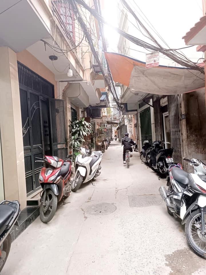 BÁN NHÀ TRẦN KHÁT CHÂN QUẬN HAI BÀ TRƯNG - 38M 4 TẦNG MT 4M - HƠN 4 TỶ MẶT NGÕ THÔNG OTO TRÁNH KINH DOANH LÔ GÓC