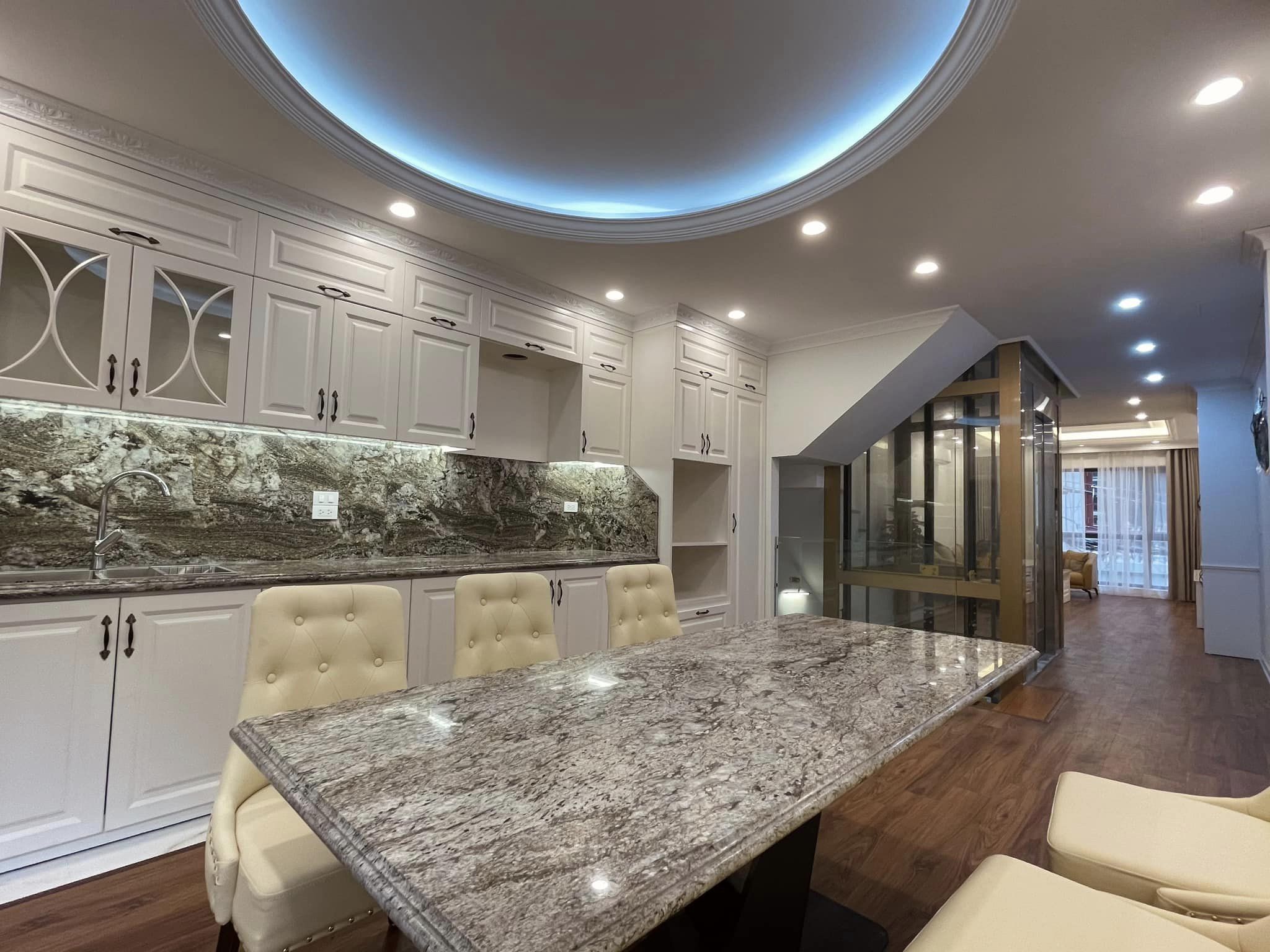 Bán nhà mặt phố Nguyễn Xiển, siêu phẩm triệu đô giá bình dân, 60m2 giá nhỉnh 8 tỷ