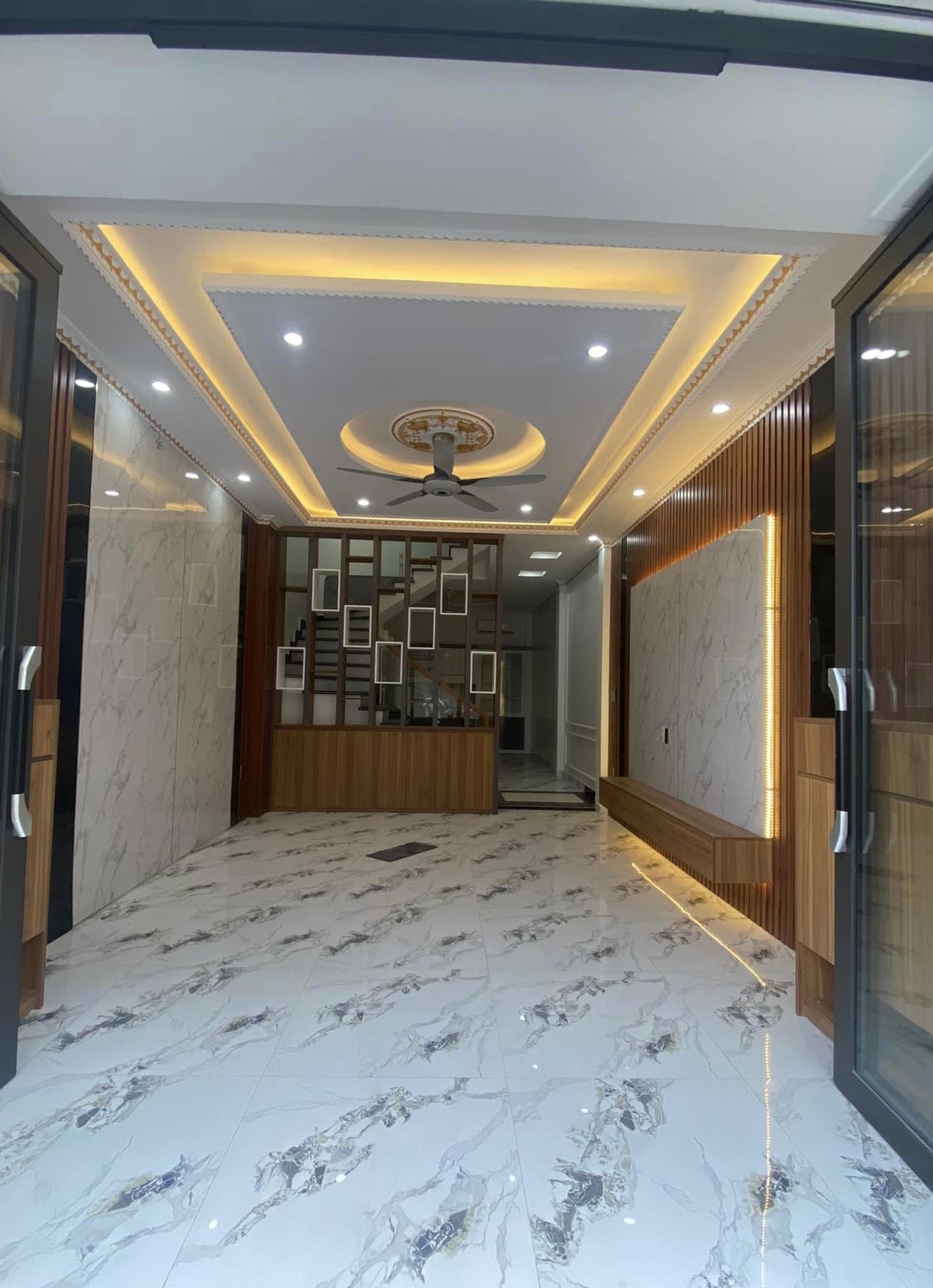 Bán nhà 4 tầng full nội thất siêu đẹp khu đô thị Himlam, Hùng Vương, Hồng Bàng, Hải Phòng