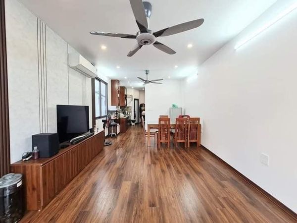 SIÊU PHẨM MẶT PHỐ THỤY KHUÊ TÂY HỒ 50m x 5 tầng 16* tỷ có thương lượng