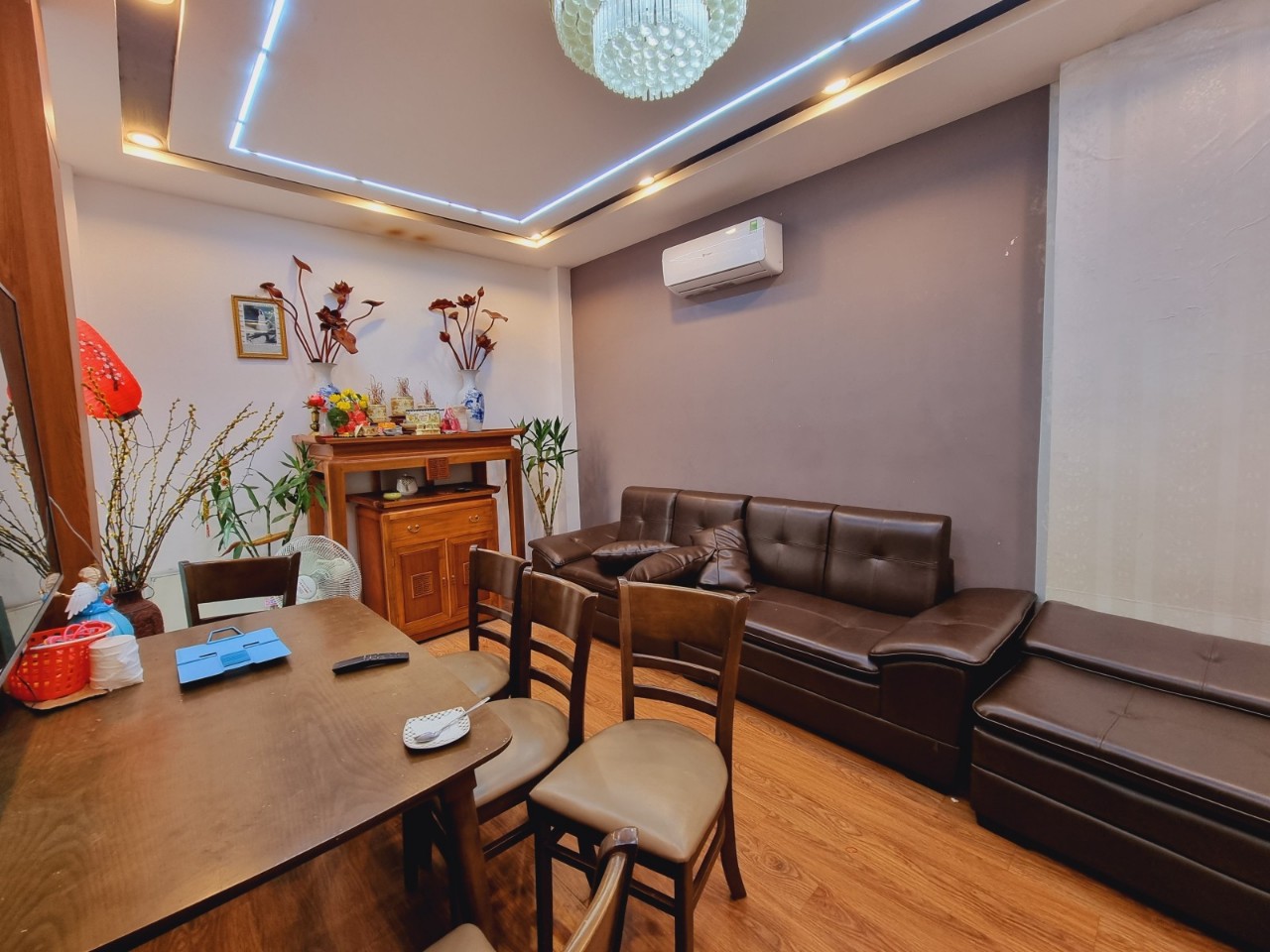 MẶT PHỐ THÁI HÀ – LÔ GÓC 2 MẶT THOÁNG,GARA, OTO TRÁNH, KD 48M2 5 T 6MT VỈA HÈ NHỈNH 21 TỶ