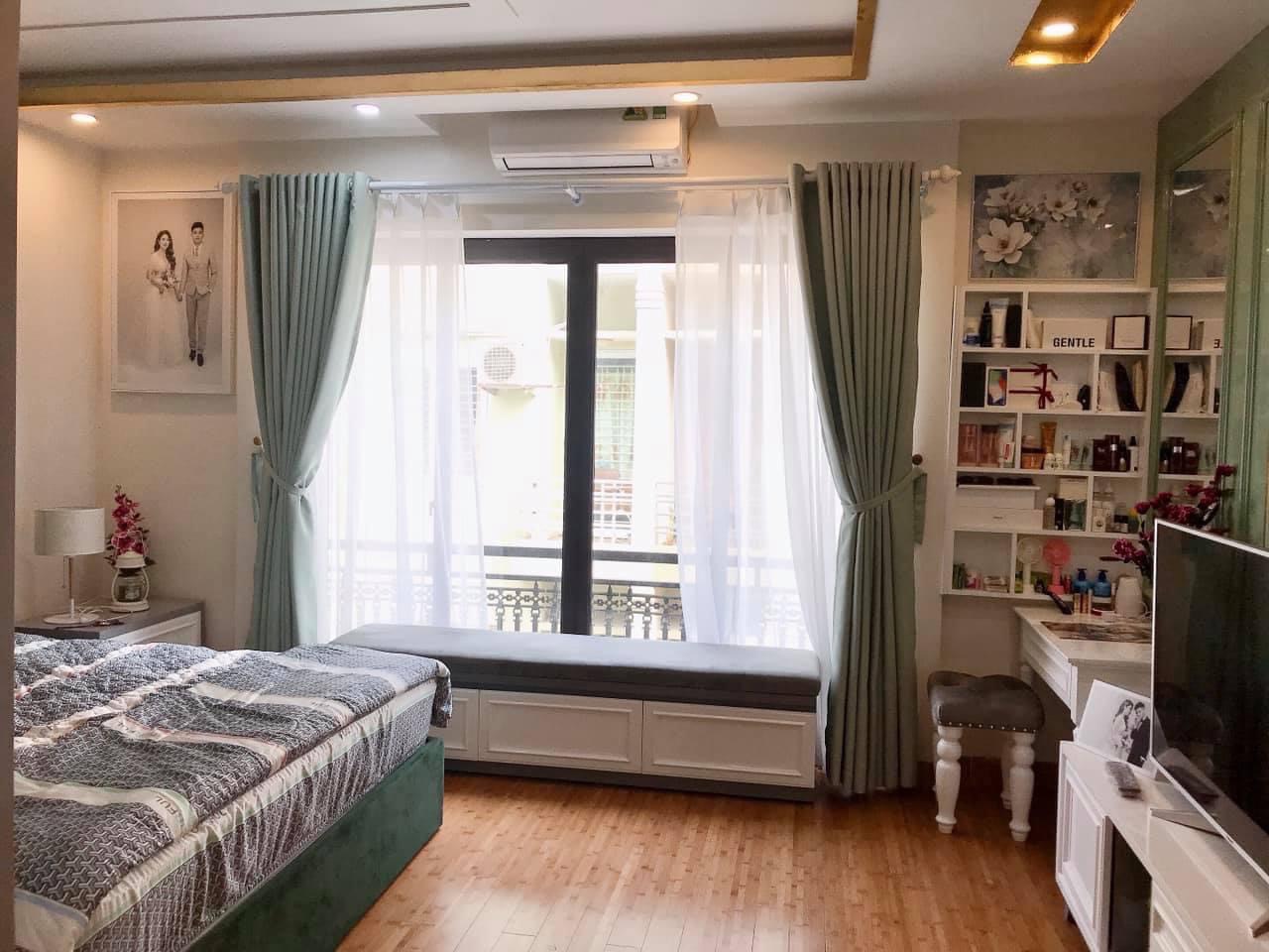 Bán nhà 4 tầng full nội thất siêu đẹp Hoàng Ngọc Phách, Lê Chân, Hải Phòng kinh doanh tốt