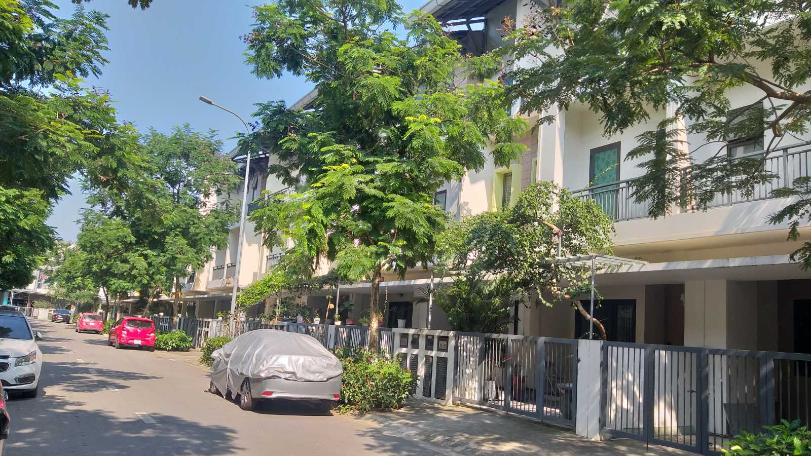 Bán GẤP NHÀ PHỐ 75m2, 3 tầng Chỉ 3,5x tỷ, KCN Vsip TP Từ Sơn