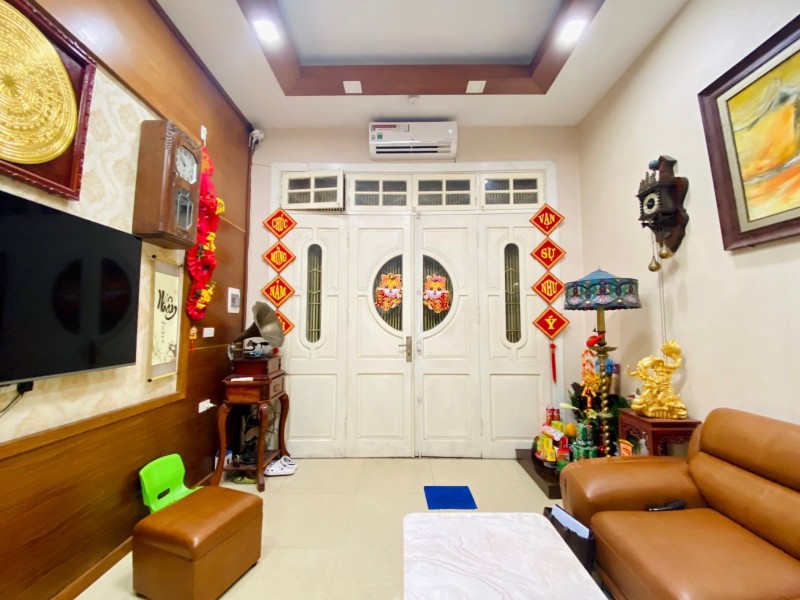 BÁN NHÀ TÂY SƠN DT 38M2 X 6 TẦNG, NGÕ NÔNG, GẦN PHỐ, Ô TÔ, NHỈNH 5 TỶ