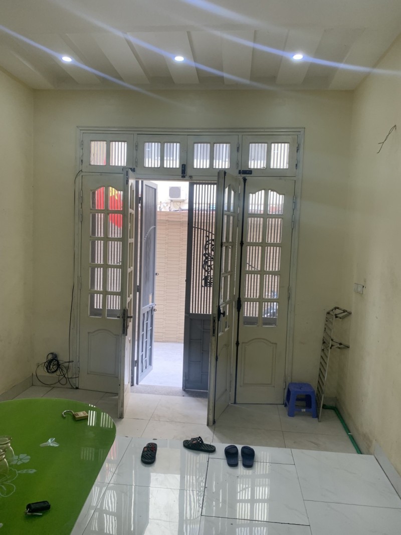 SỞ HỮU NHÀ CHÙA BỘC DT 38M2 X 6 TẦNG, GẦN PHỐ, NGÕ NÔNG, VỚI NHỈNH 5 TỶ