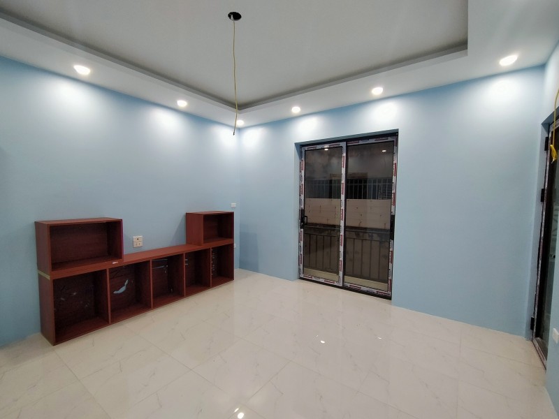 BÁN NHÀ ĐÊ LA THÀNH NHỎ 37M2 X 5 TẦNG, 2 THOÁNG, NGÕ THÔNG, NHỈNH 5 TỶ, LH 0966037496