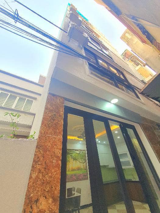 HÀ ĐÔNG,đẹp không tỳ vết-10 M Ô TÔ TRÁNH.