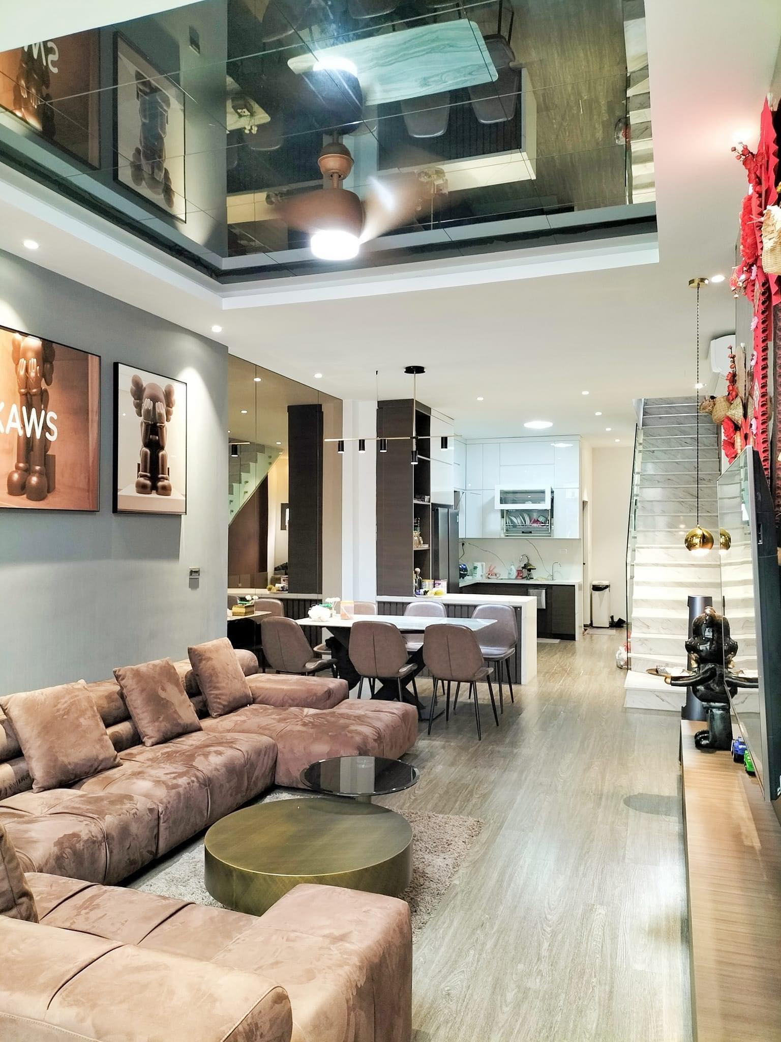 Bán nhà Nguyễn Đình Thi Tây Hồ - 55m2 7 Tầng Thang Máy – Gara Oto – Ngõ Thông Gần Phố - Nhỉnh 11 Tỷ.