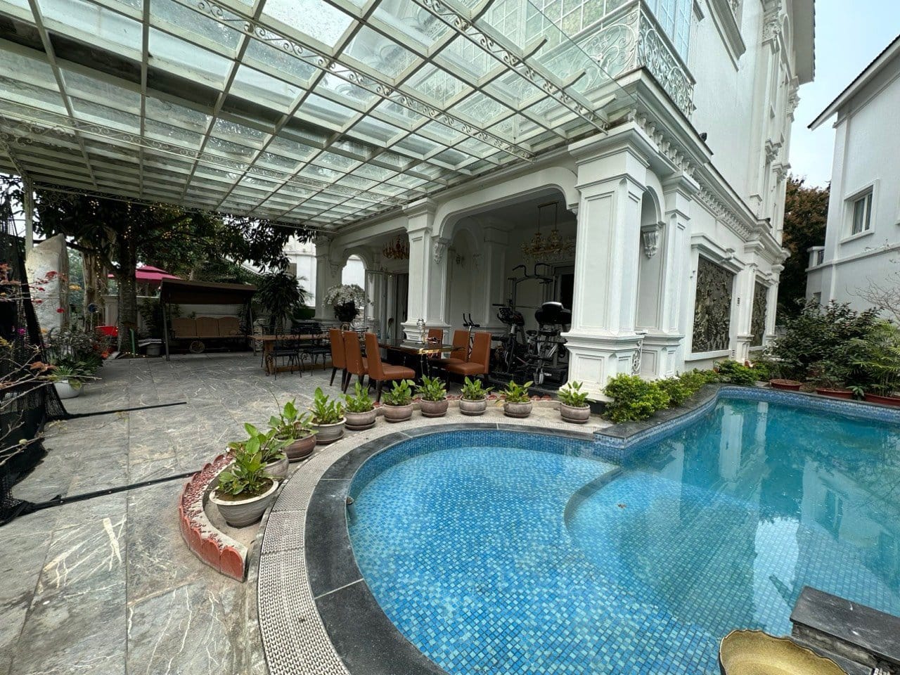 Bán biệt thự Hoa Sữa Vinhomes Reverside 395 m2 - MT 12 mét đẳng cấp đại gia 0944523668