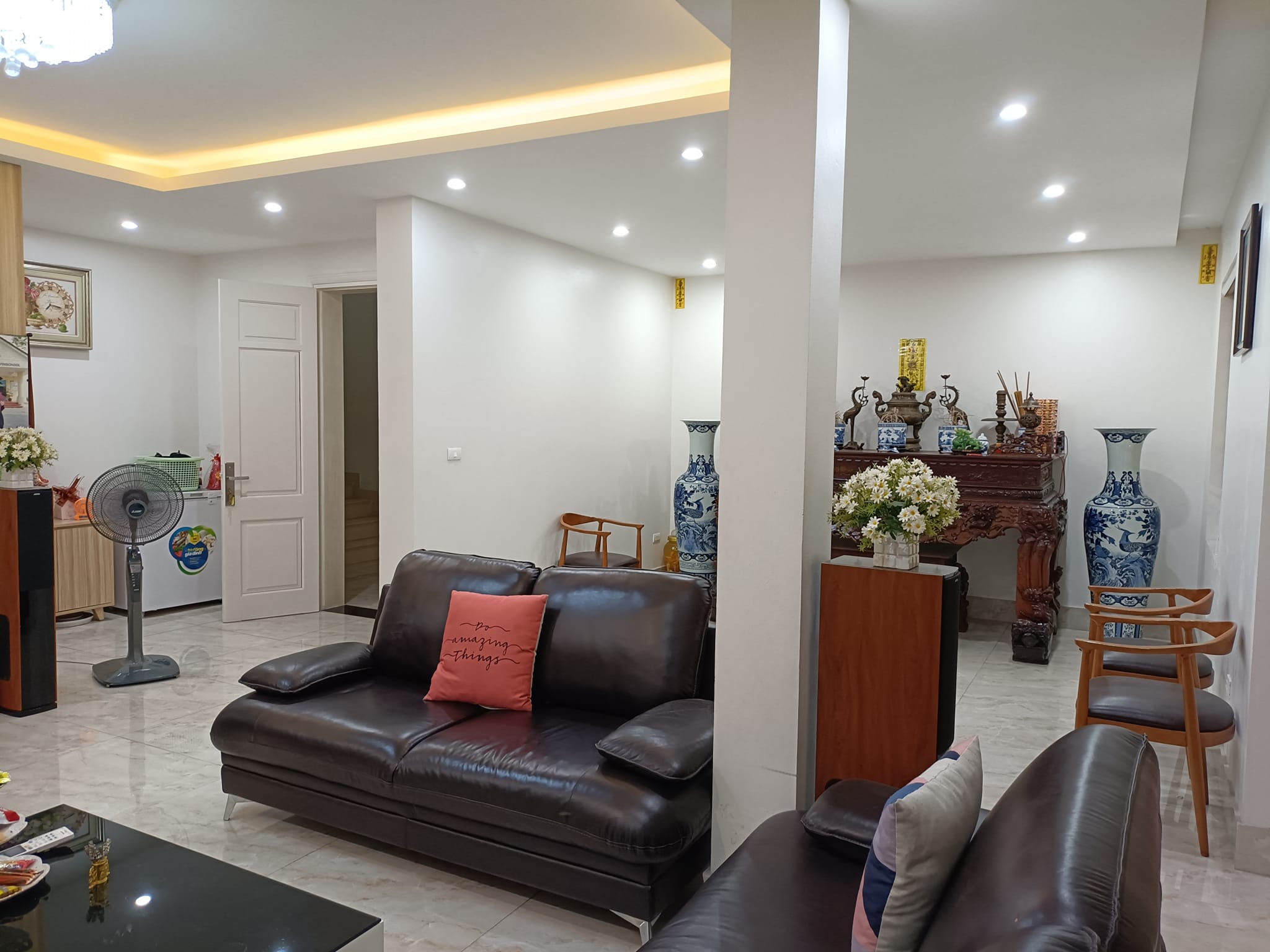 Bán biệt thự KĐT Việt Hưng 167m2 3 tầng MT 10m đẳng cấp đại gia