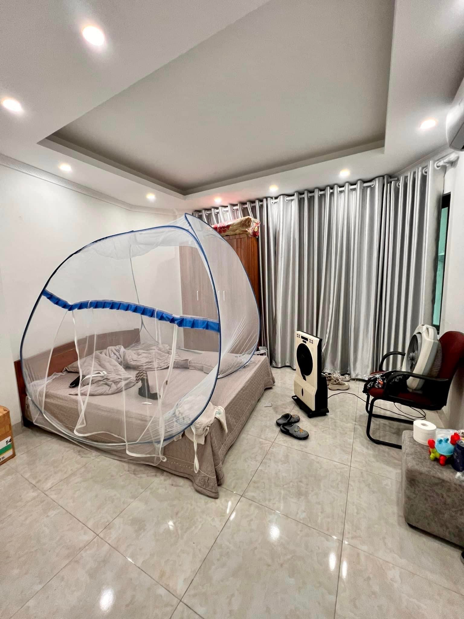 Bán nhà mặt phố Trần Khát Chân 60m-5 tầng-20 tỷ ( có thương lượng ) MẶT PHỐ KINH DOANH - VỊ TRÍ ĐỈNH VỈA HÈ ĐÁ BÓNG - 5 TẦNG THANG MÁY - MẶT TIỀN KHỦNG