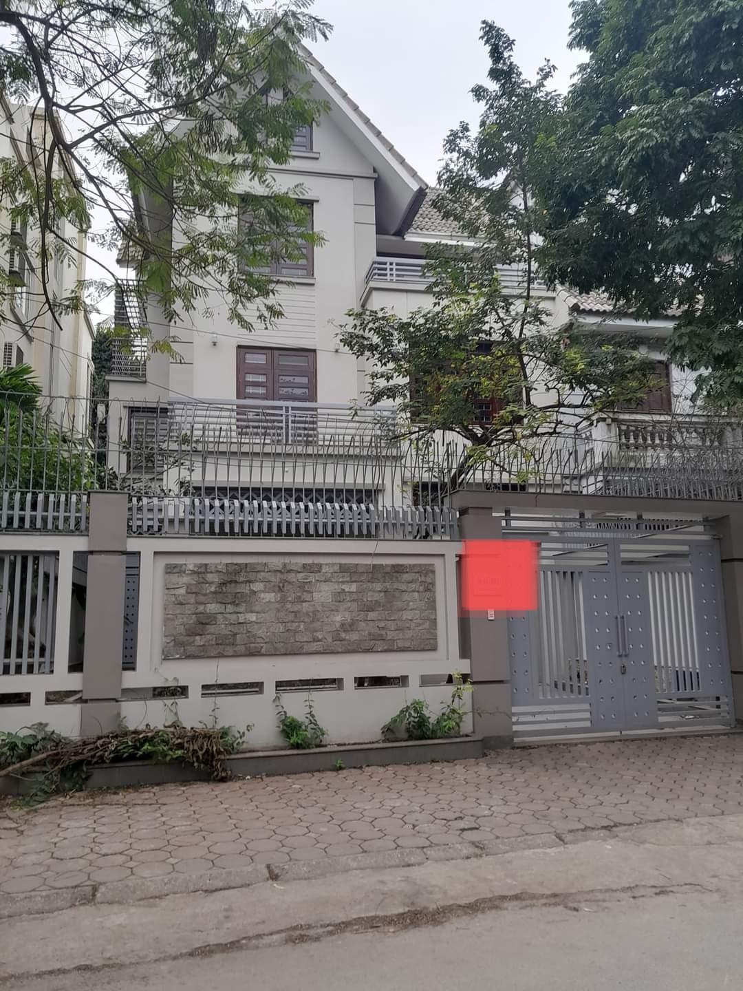 Tin chính chủ:bán Biệt Thự Văn quán giá rẻ nhất khu