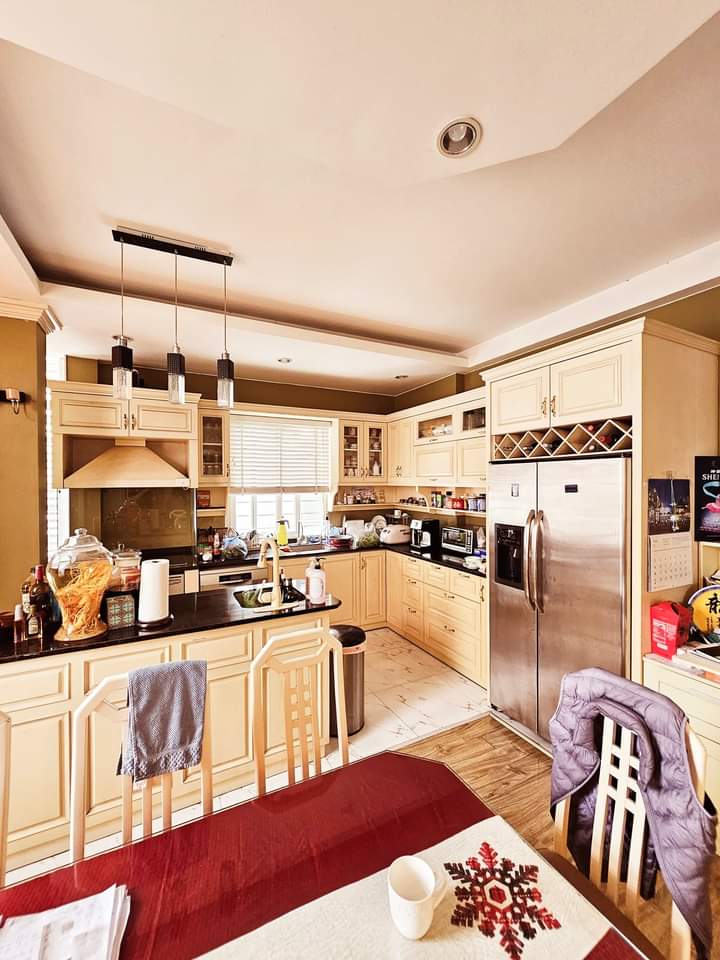 Bán Apartment Đào Tấn Ba Đình 212m 9 tầng Doanh thu 450tr/ tháng, giá 50 tỷ