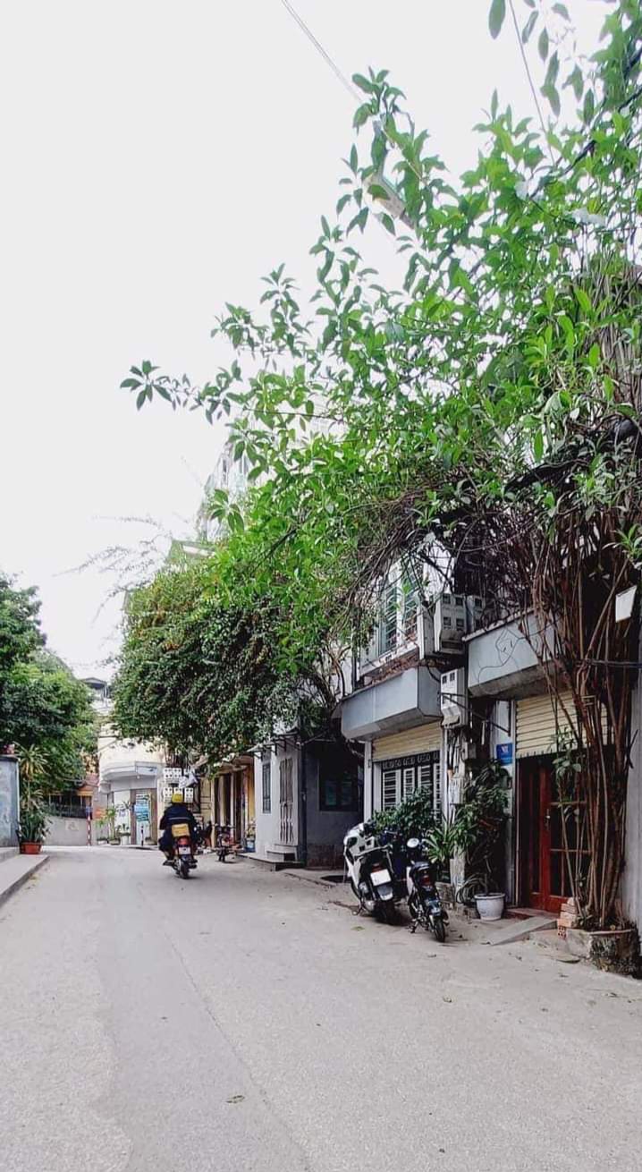 NHÀ BÁN HOÀNG HOA THÁM DT 48M. 4TẦNG. MT 4.5M. CHỈ NHỈNH 4 TỶ. CẦN BÁN GẤP.