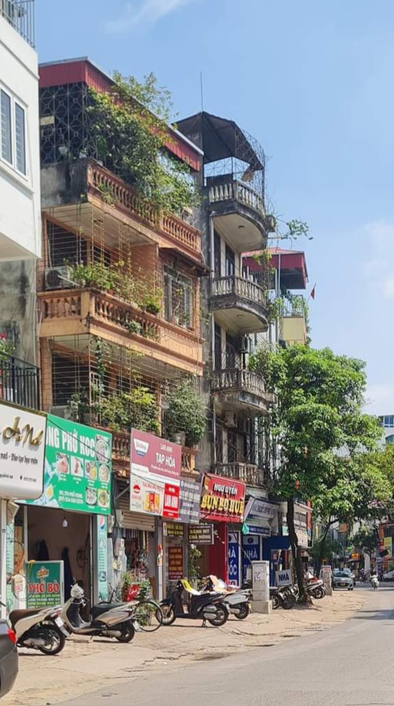 NHÀ BÁN PHAN ĐÌNH GIÓT. MẶT PHỐ.KD ĐỈNH.DT 43M. 4TẦNG. MT 4.6M. HƠN 7 TỶ. ĐANG CẦN BÁN GẤP.