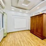  44m2 - 4