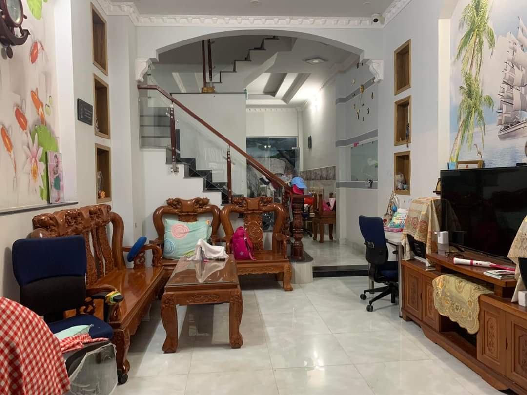 Nhà Bán 3 Tầng 80m2 Huỳnh Tấn Phát Nhà Bè Nhà đẹp ,HxH chỉ 5.2 Tỷ.