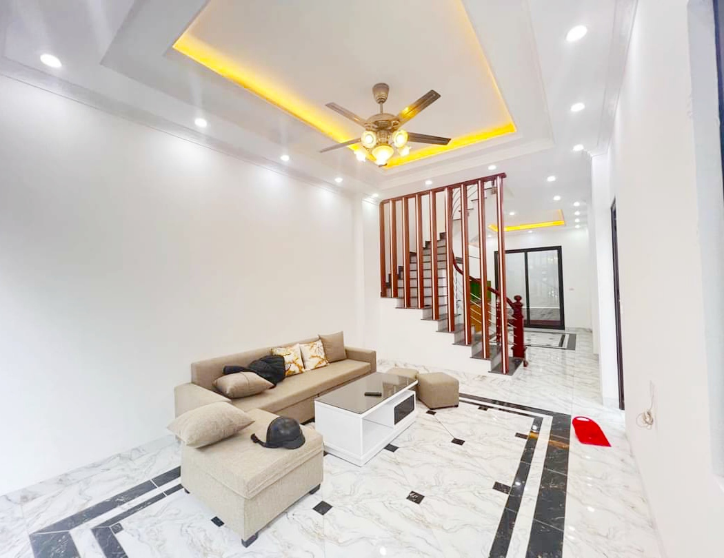 Hot hot! Oto, 3 thoáng Thạch Bàn,LB. 53m2 , 4 tầng Ngõ thông,mới koog.Nhỉnh 4tỷ