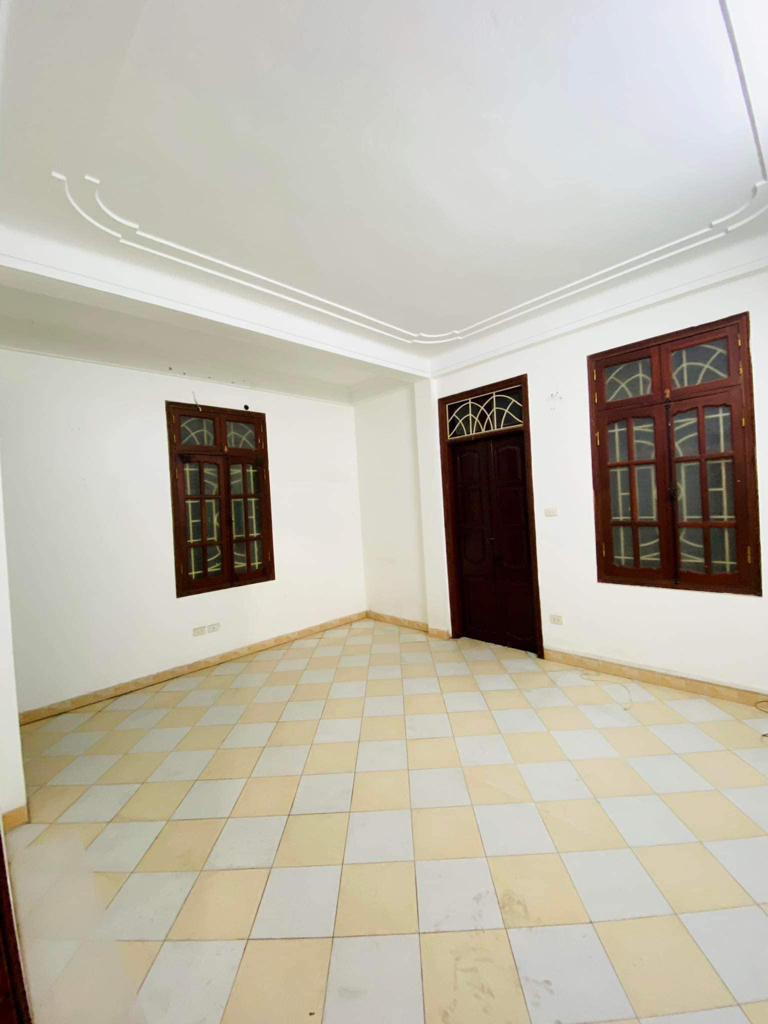 Nhà mặt ngõ 19 Kim Đồng, kinh doanh tốt, 52m2 x 5 tầng, MT 6m, giá 12.3 tỷ