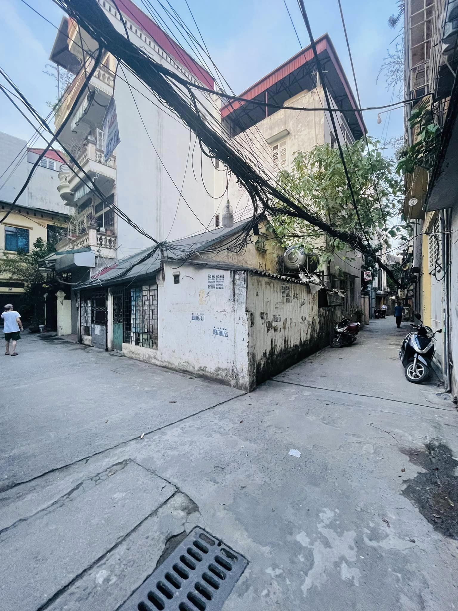 64m2