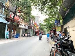 Bán Nhà BẮC TỪ LIÊM ĐÔNG NGẠC 4 TẦNG , 47M2, Gía hơn 3 TỶ.SỔ ĐỎ CHÍNH CHỦ. Giao dịch 24/7.