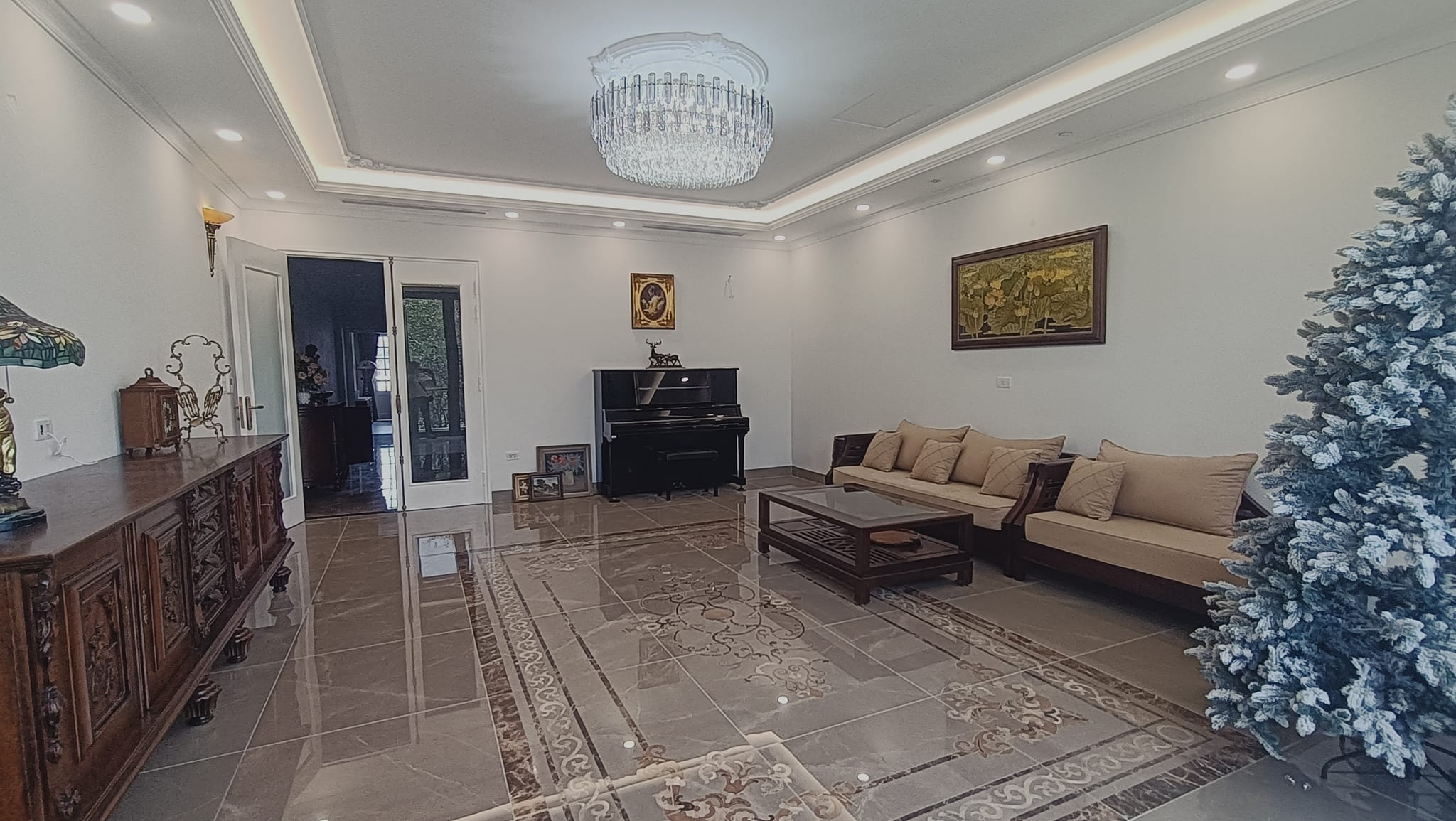 Nhà mặt ngõ 2 Tây Trà - mặt hồ, 130m2 x 7T thang máy, MT 6m, giá 37 tỷư