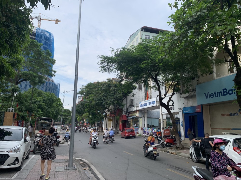 CHO THUÊ CỬA HÀNG MẶT PHỐ THÀNH CÔNG 45M2 – MT 5M – 17TR/THÁNG.