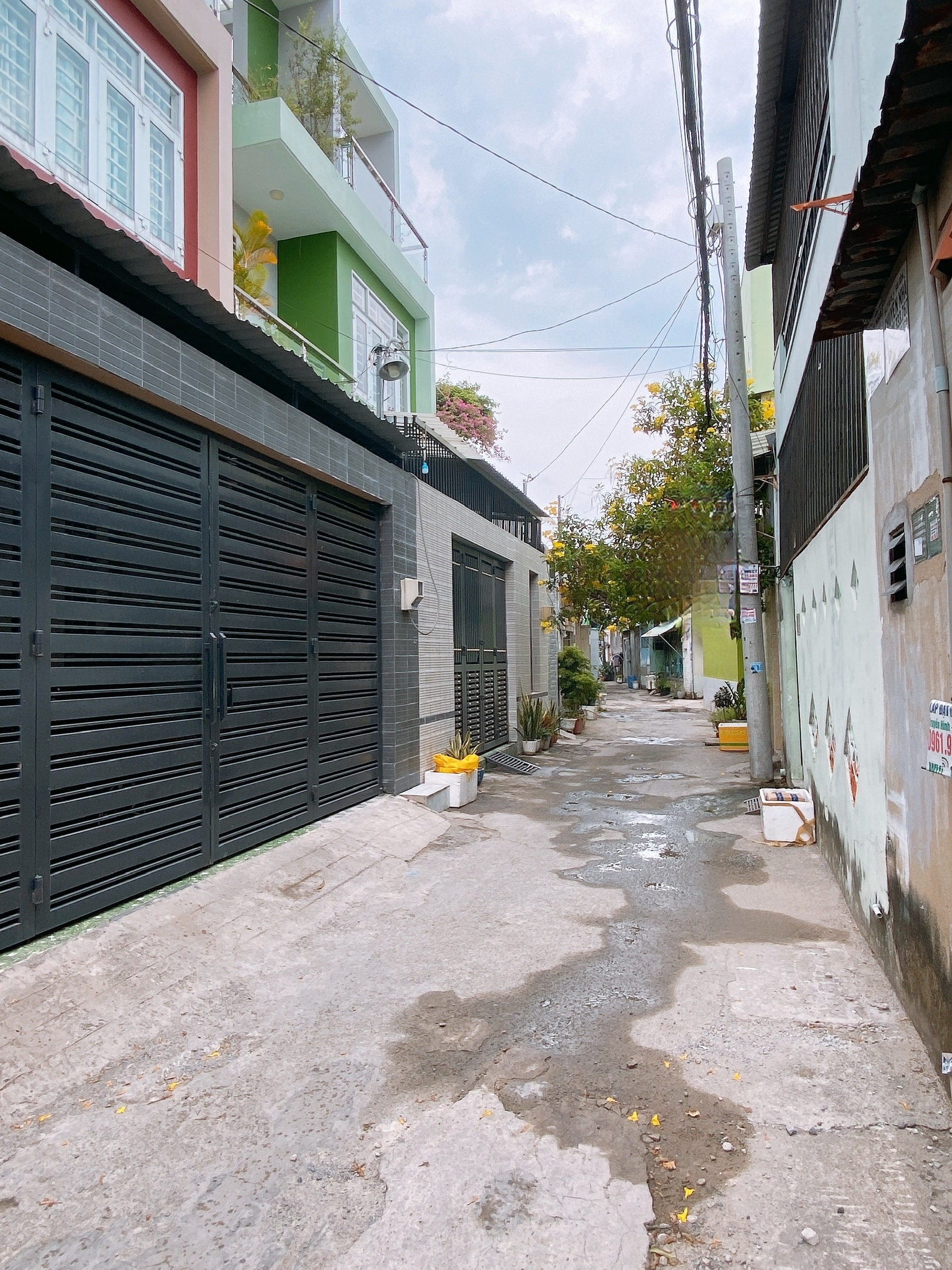 Bán nhà Thủ Đức không QH, LG hẻm Ô tô Sổ hồng riêng 97m2 giá 5.65 tỷ