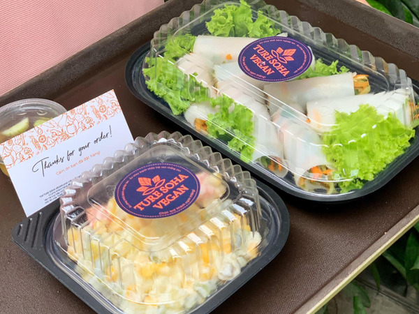 Ture Soha Vegan có cả các lựa chọn đồ ăn giao hàng mang về Ture-Soha-Vegan-2