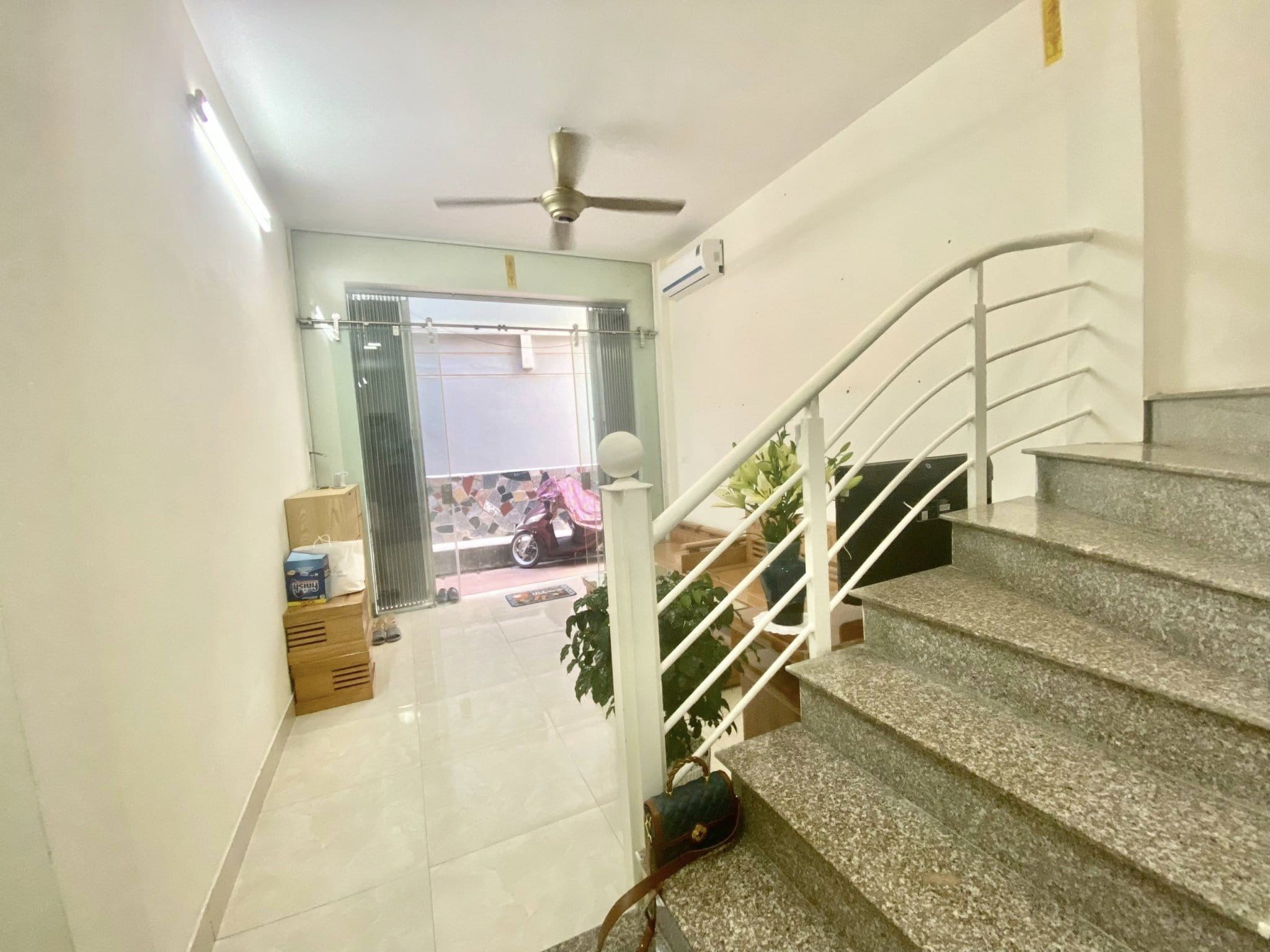 NHÀ Ở VĂN PHÚ ĐẸP LONG LANH - KHÁCH CHỈ XÁCH VALI VỀ Ở.