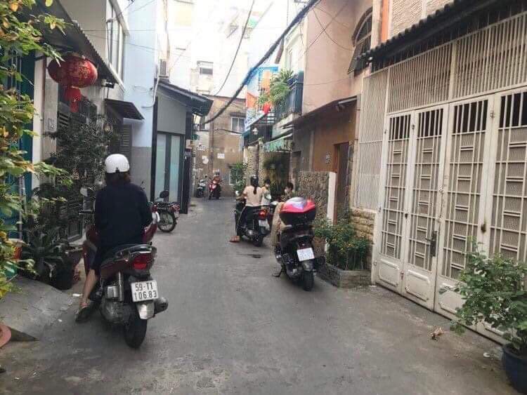 Bán nhà đường Phan Văn Trị quận Bình Thạnh diện tích 34 m2 giá thương lượng