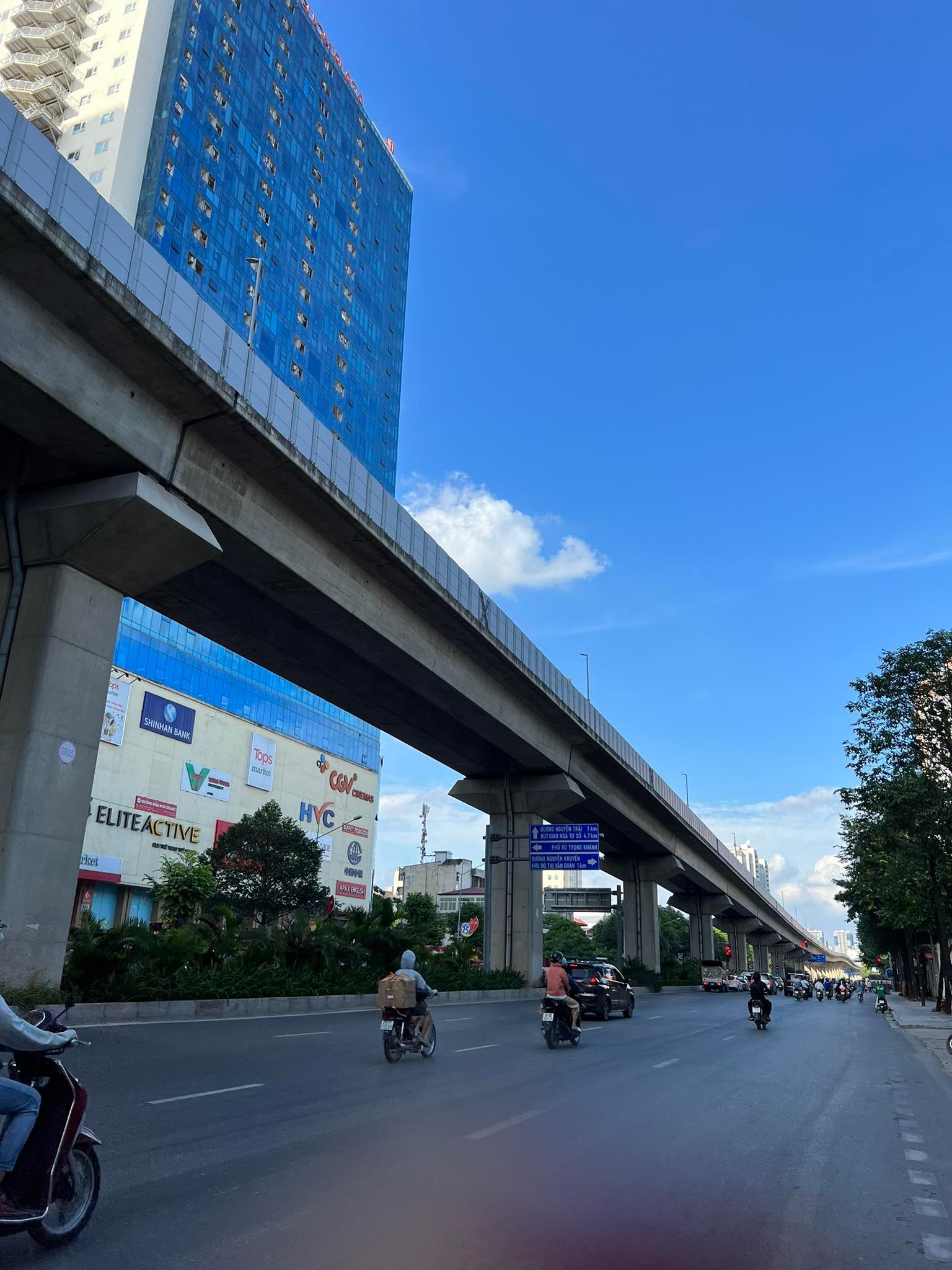 BÁN NHÀ MẶT PHỐ NGUYỄN TRÃI – THANH XUÂN – MẶT TIỀN KHỦNG - DOANH THU 1.2 TỶ/NĂM